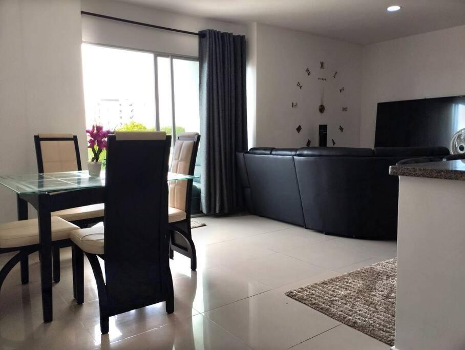Apartamento En Familia, Con Aire Y Smart Tv Cartagena