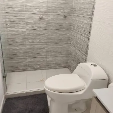 En Cartagena, Zona Urbana Apartamento